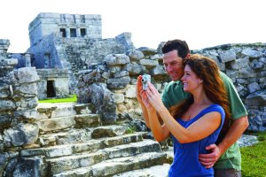 tulum romance, couple